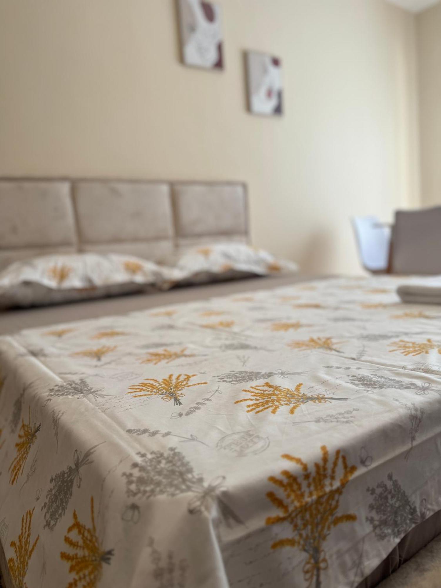 Sea & Gardenview Apartments Dıraç Dış mekan fotoğraf