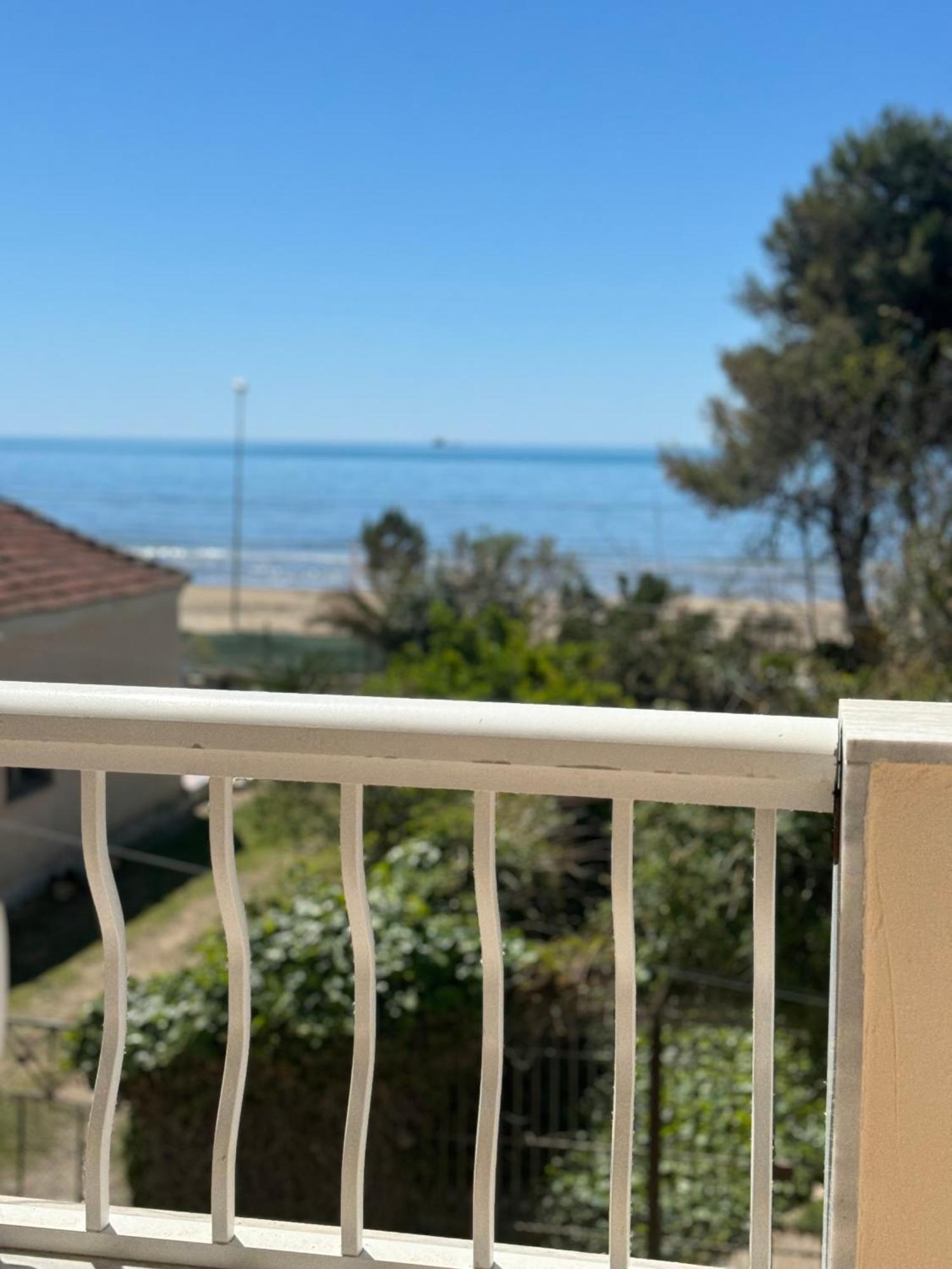 Sea & Gardenview Apartments Dıraç Dış mekan fotoğraf