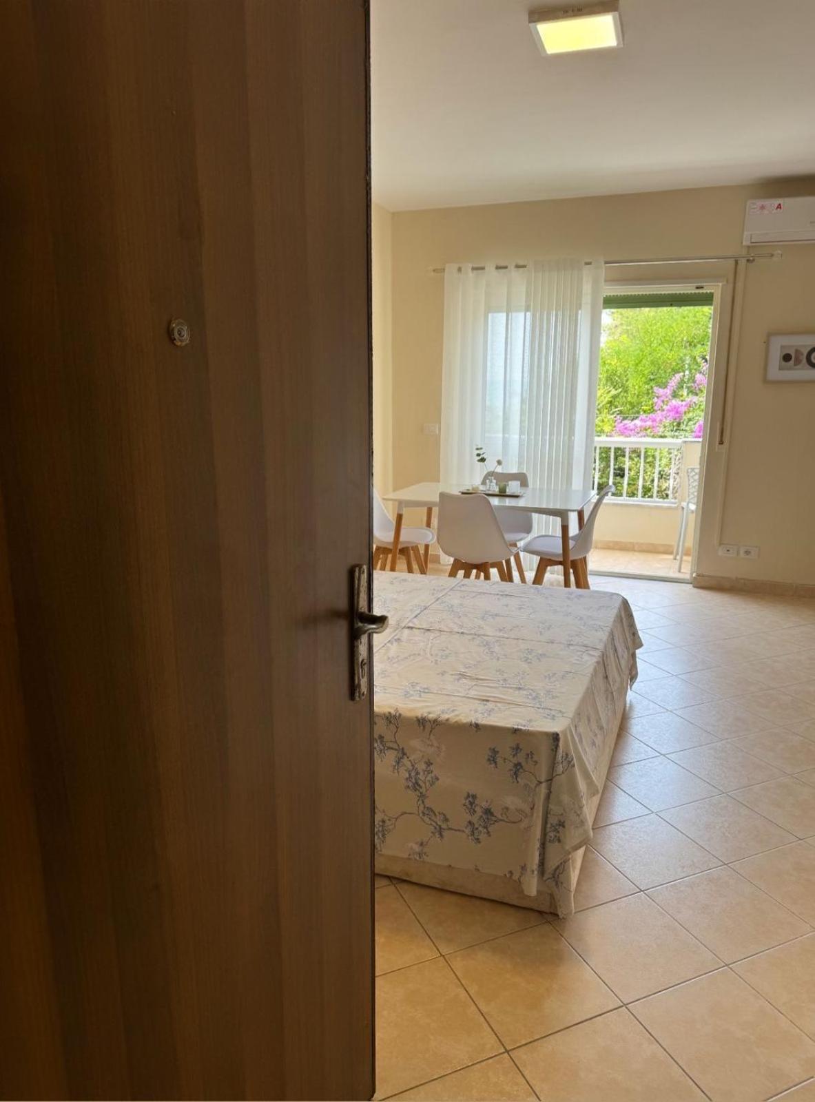 Sea & Gardenview Apartments Dıraç Dış mekan fotoğraf